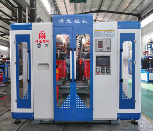 4、全自動(dòng)電動(dòng)移模吹塑機(jī)1.jpg